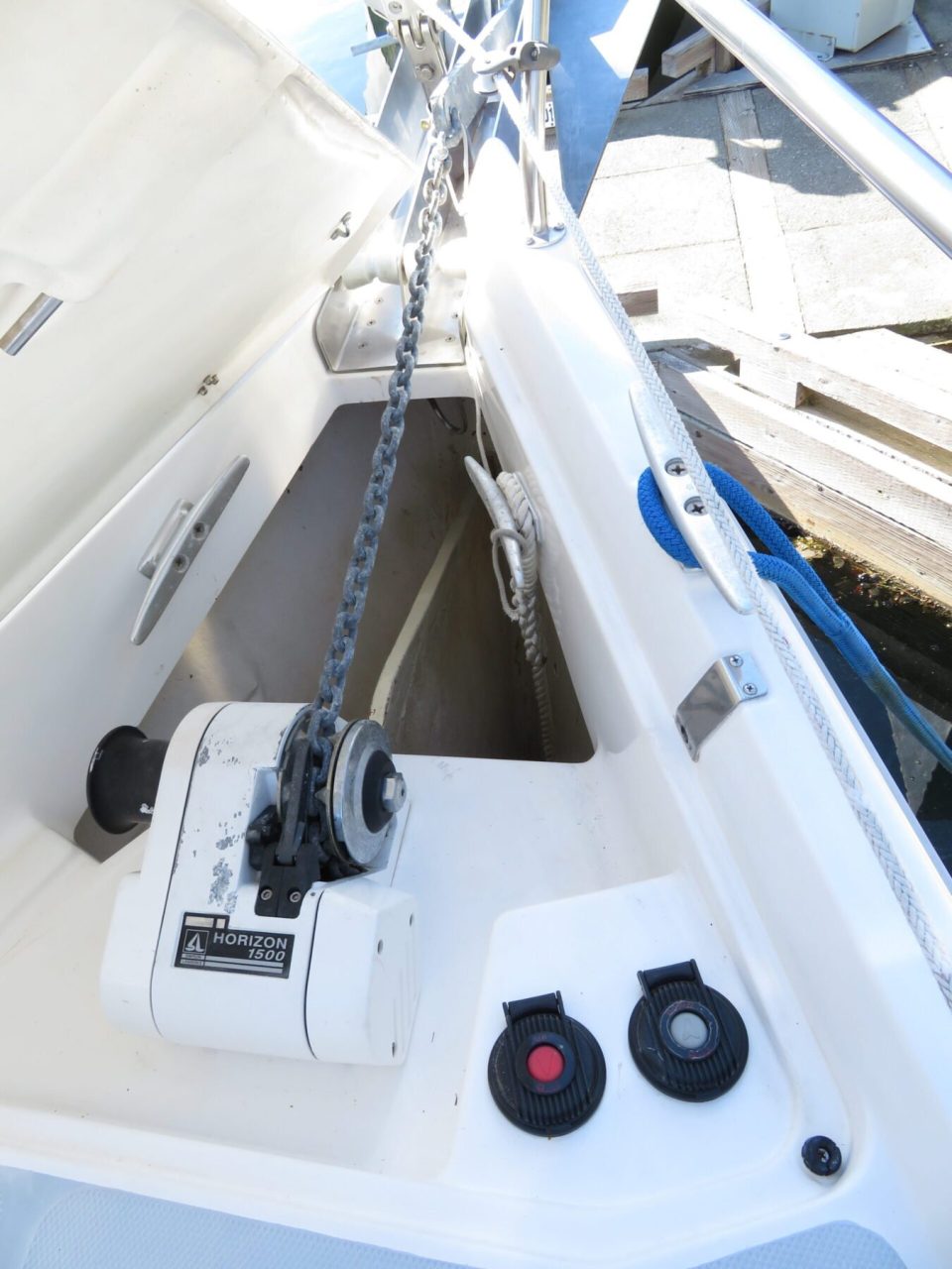 1998 45′ Hunter 450 Passage Maker - photo 14