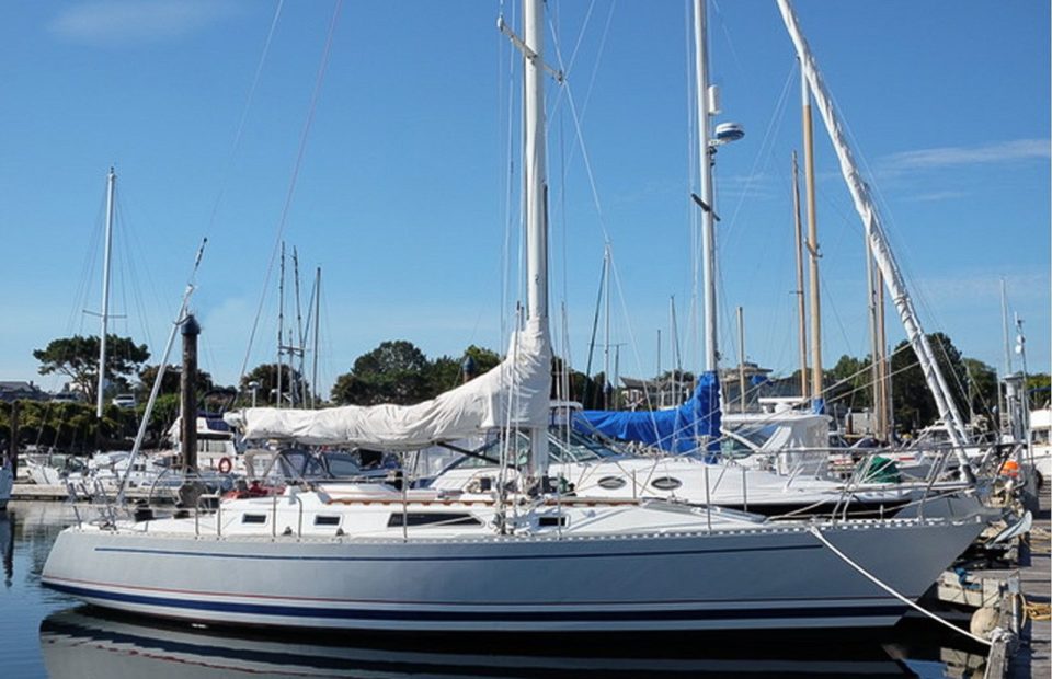 1985 Nordic 40 Sloop - photo 1