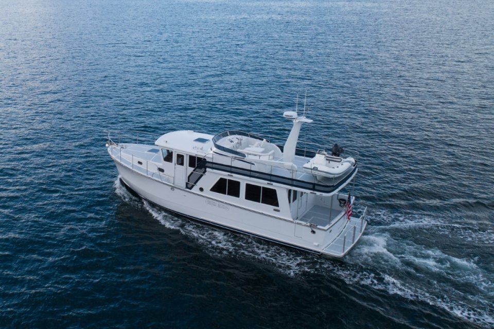 Helmsman Trawlers 43E Pilothouse