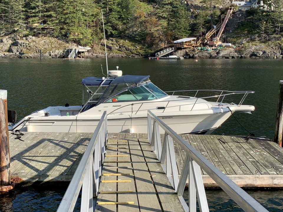 2002 28′ Pursuit Denali 2865 - photo 1