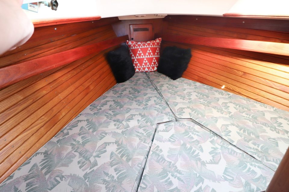 1988 Cape Dory 30 MKII - photo 12