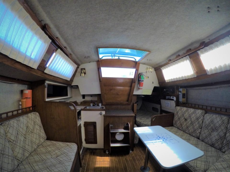 1980 S2 9.2A Sloop 30 - photo 2