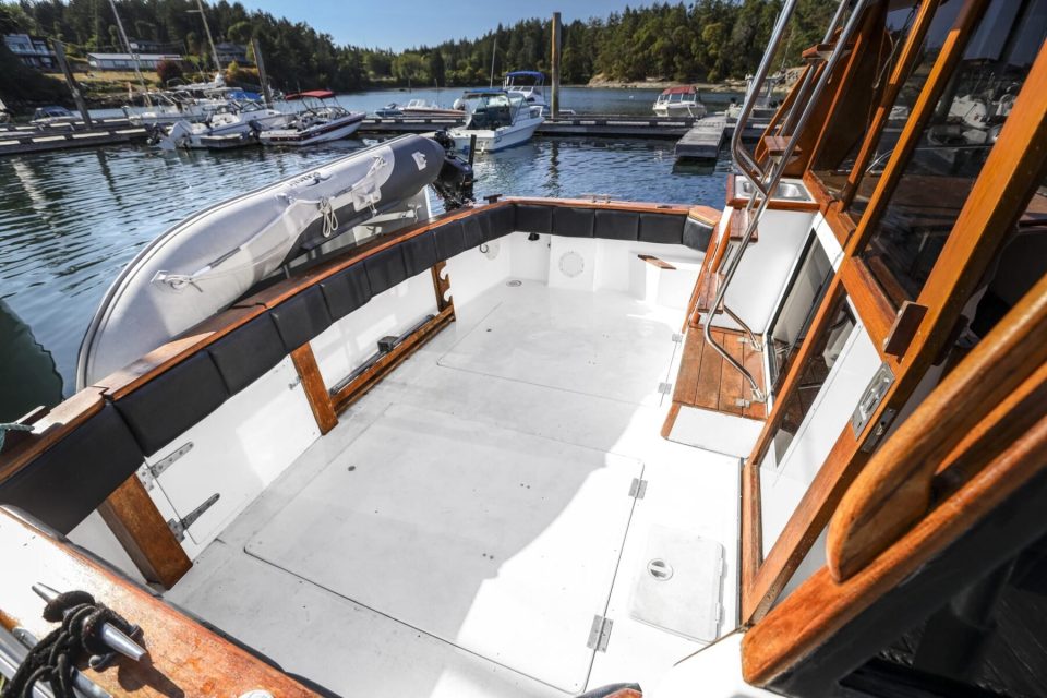 1993 Bayliner 3288 - photo 11