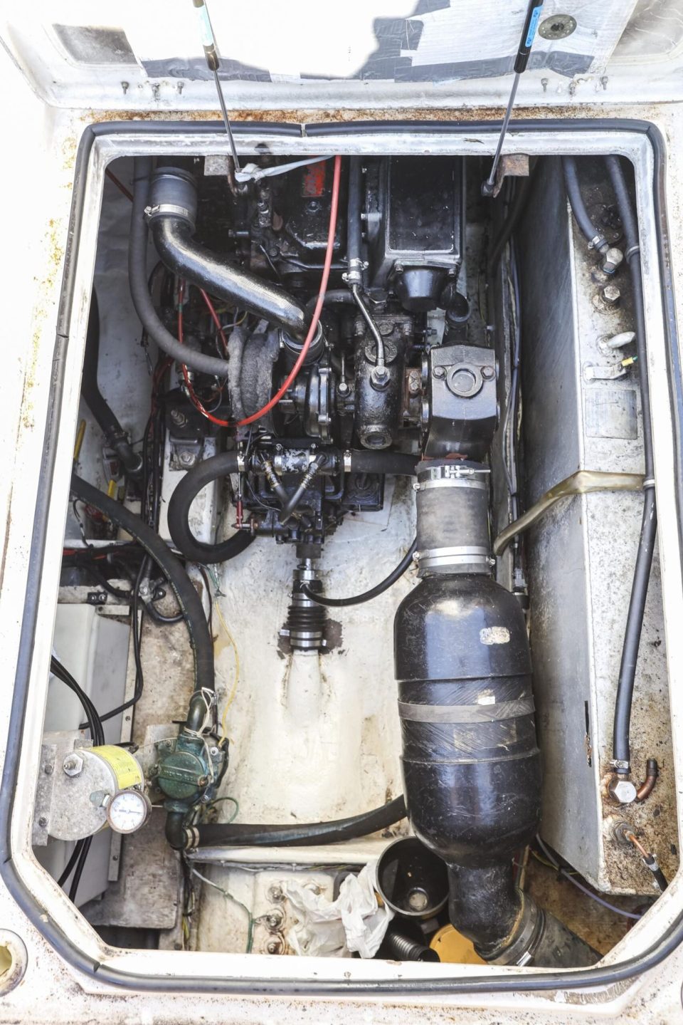 1993 Bayliner 3288 - photo 24