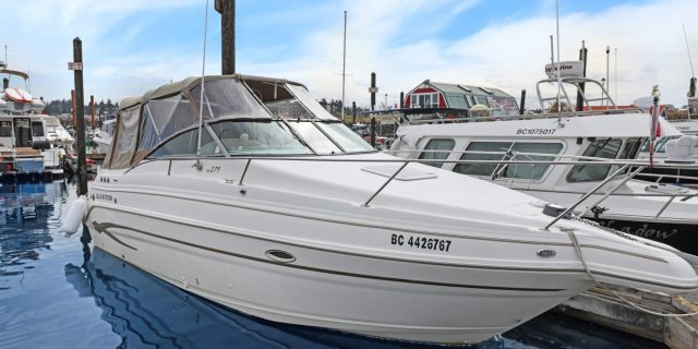 2004 Glastron 279 GS