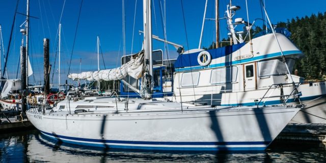 1986 Beneteau First 42