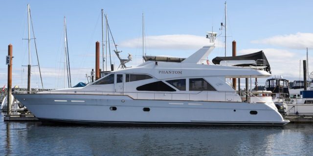 1995 70′ Queenship Pilothouse