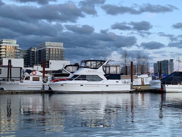 2000 Bayliner 4087 - photo 1