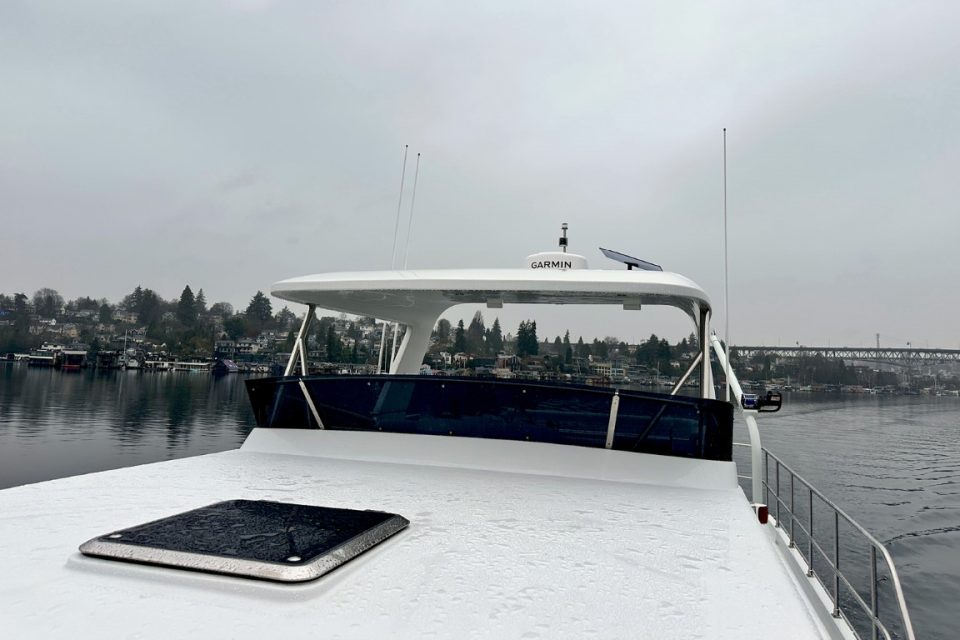 Helmsman Trawlers 46E Pilothouse