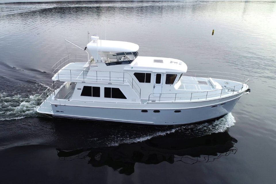 Helmsman Trawlers 46E Pilothouse