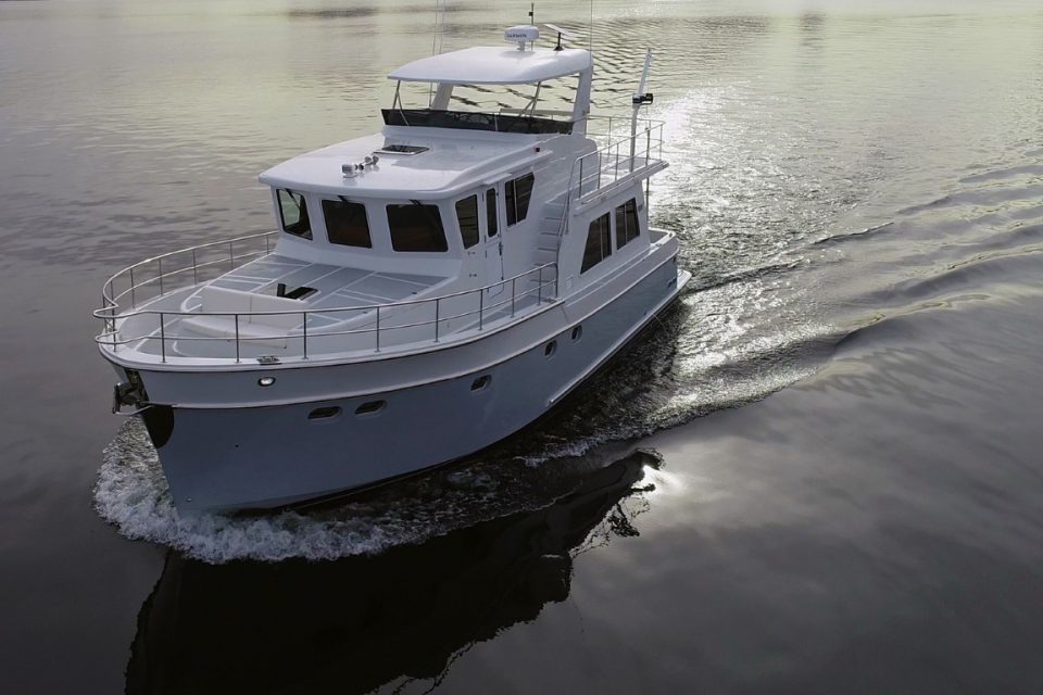 Helmsman Trawlers 46E Pilothouse