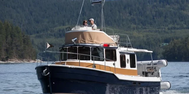 2019 Ranger Tugs R-31 CB