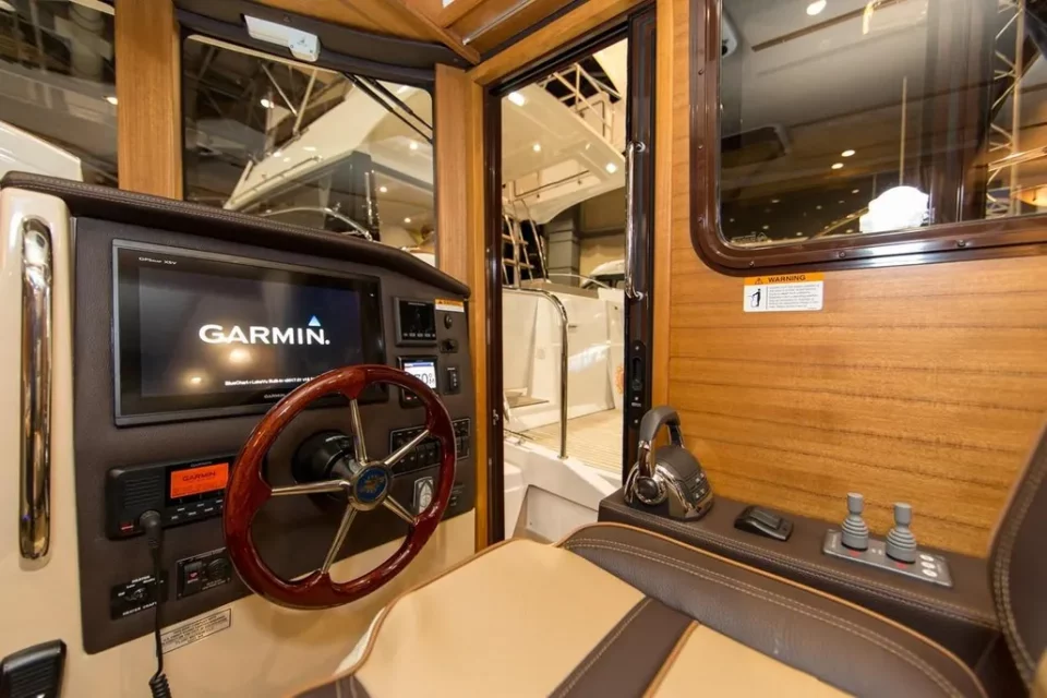 2019 Ranger Tugs R-31 CB