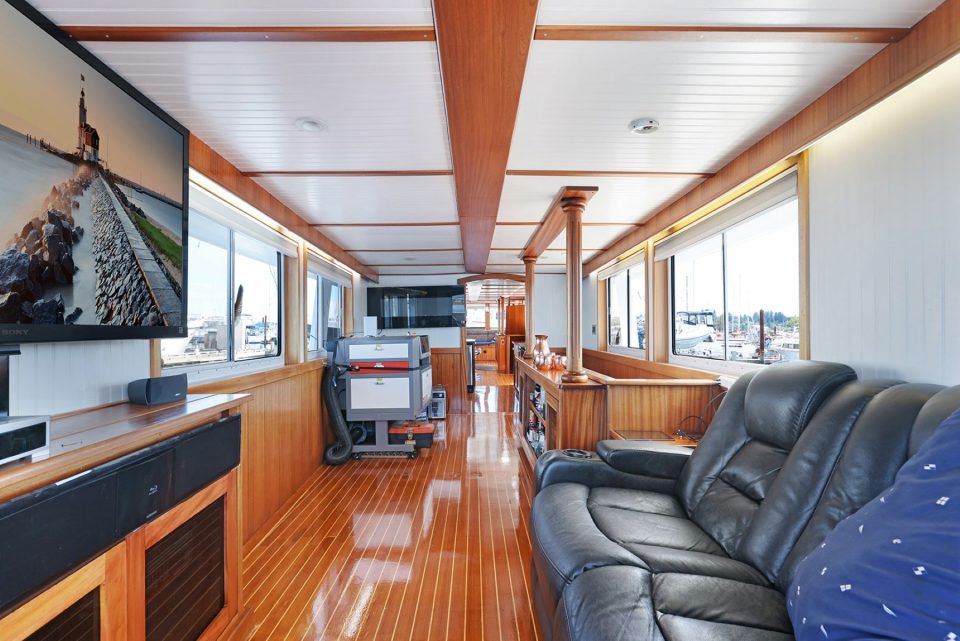 1935 Fenner & Hood Cruiser 70