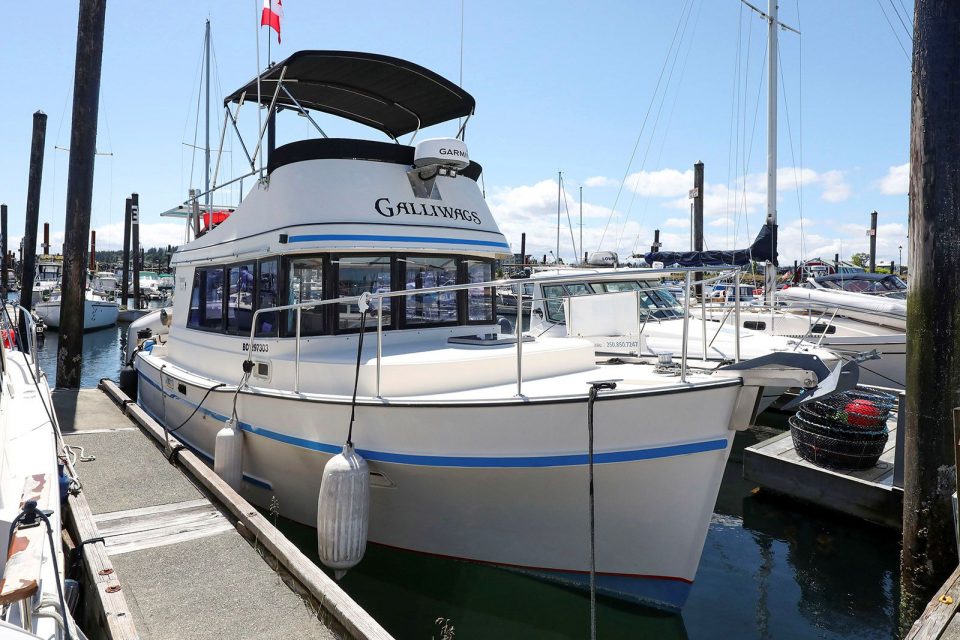 1990 Camano 31 Troll