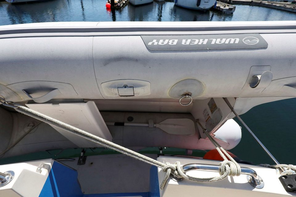 1990 Camano 31 Troll