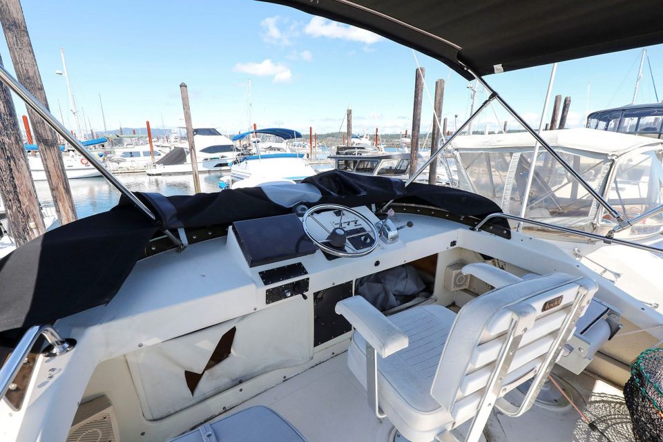 1990 Camano 31 Troll