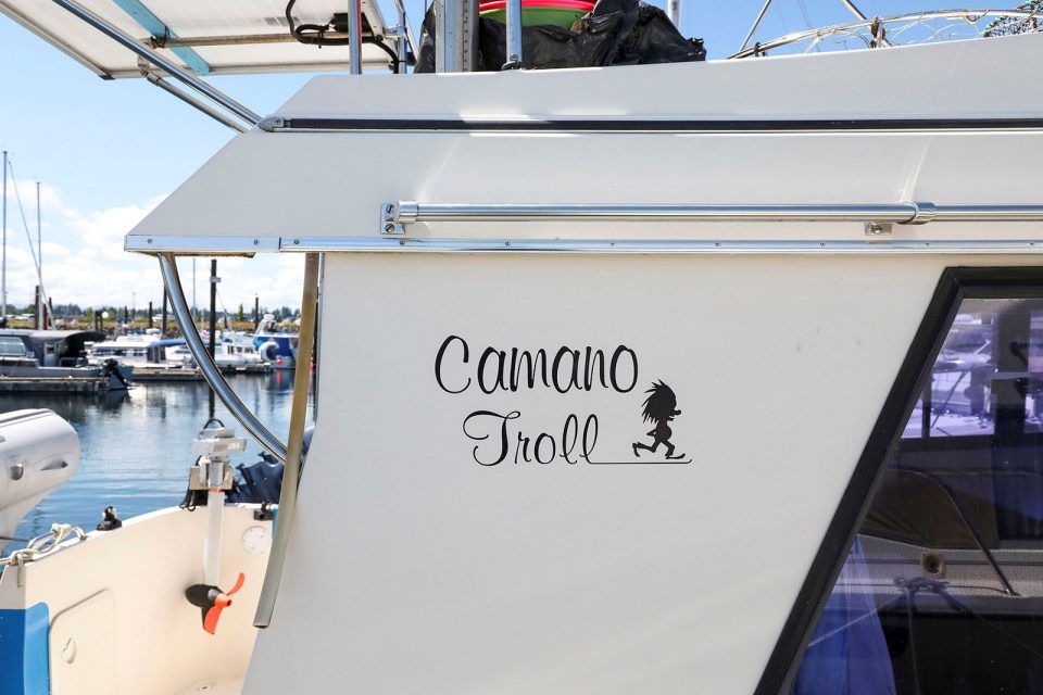 1990 Camano 31 Troll