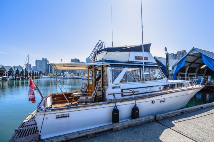 1968 Trojan 3700 Sea Voyager