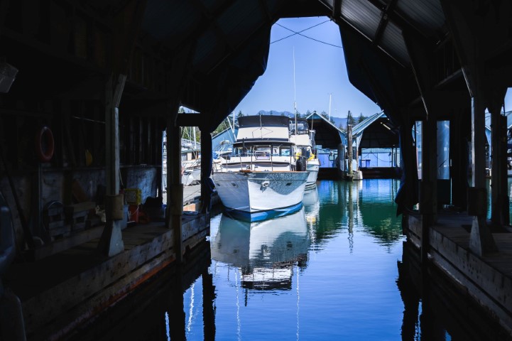1968 Trojan 3700 Sea Voyager