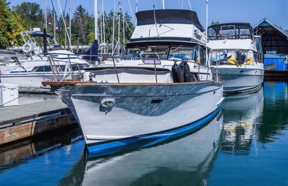 1968 Trojan 3700 Sea Voyager