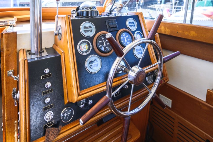 1968 Trojan 3700 Sea Voyager