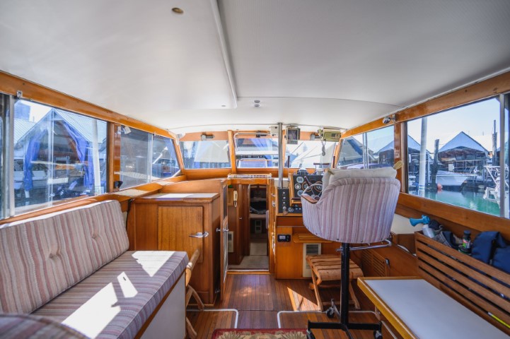 1968 Trojan 3700 Sea Voyager