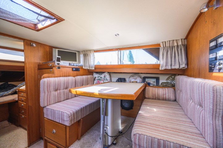 1968 Trojan 3700 Sea Voyager