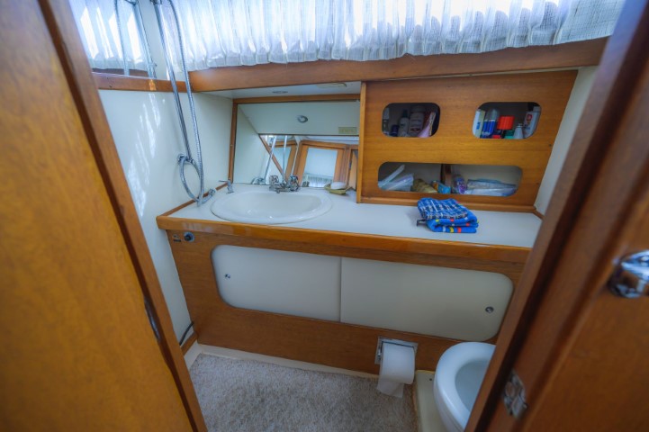 1968 Trojan 3700 Sea Voyager