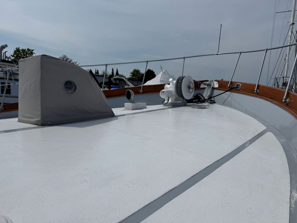 1967 Willard Pilothouse