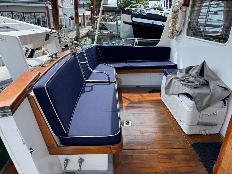 1967 Willard Pilothouse