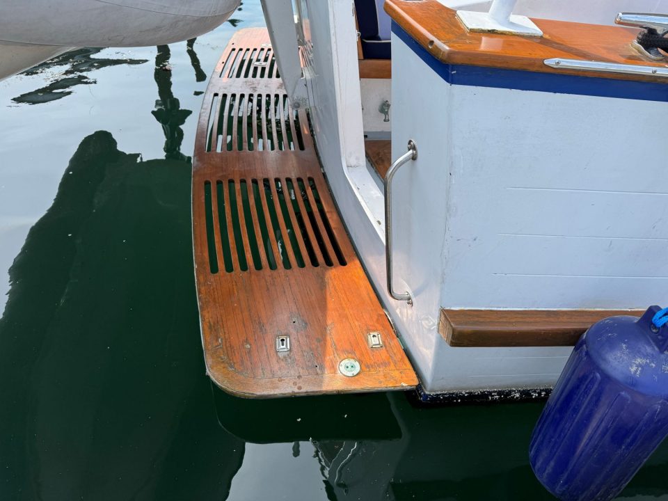 1967 Willard Pilothouse