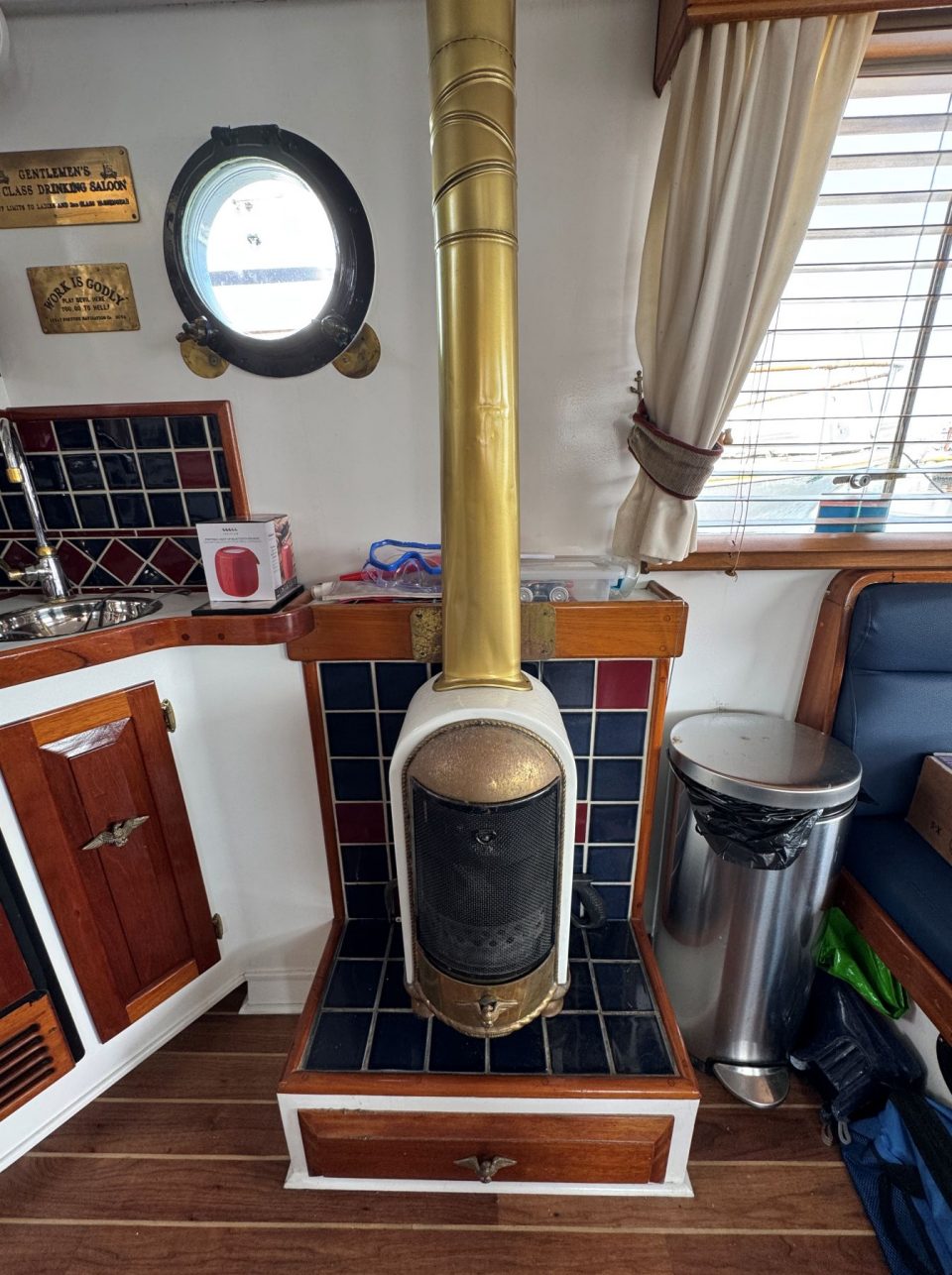 1967 Willard Pilothouse