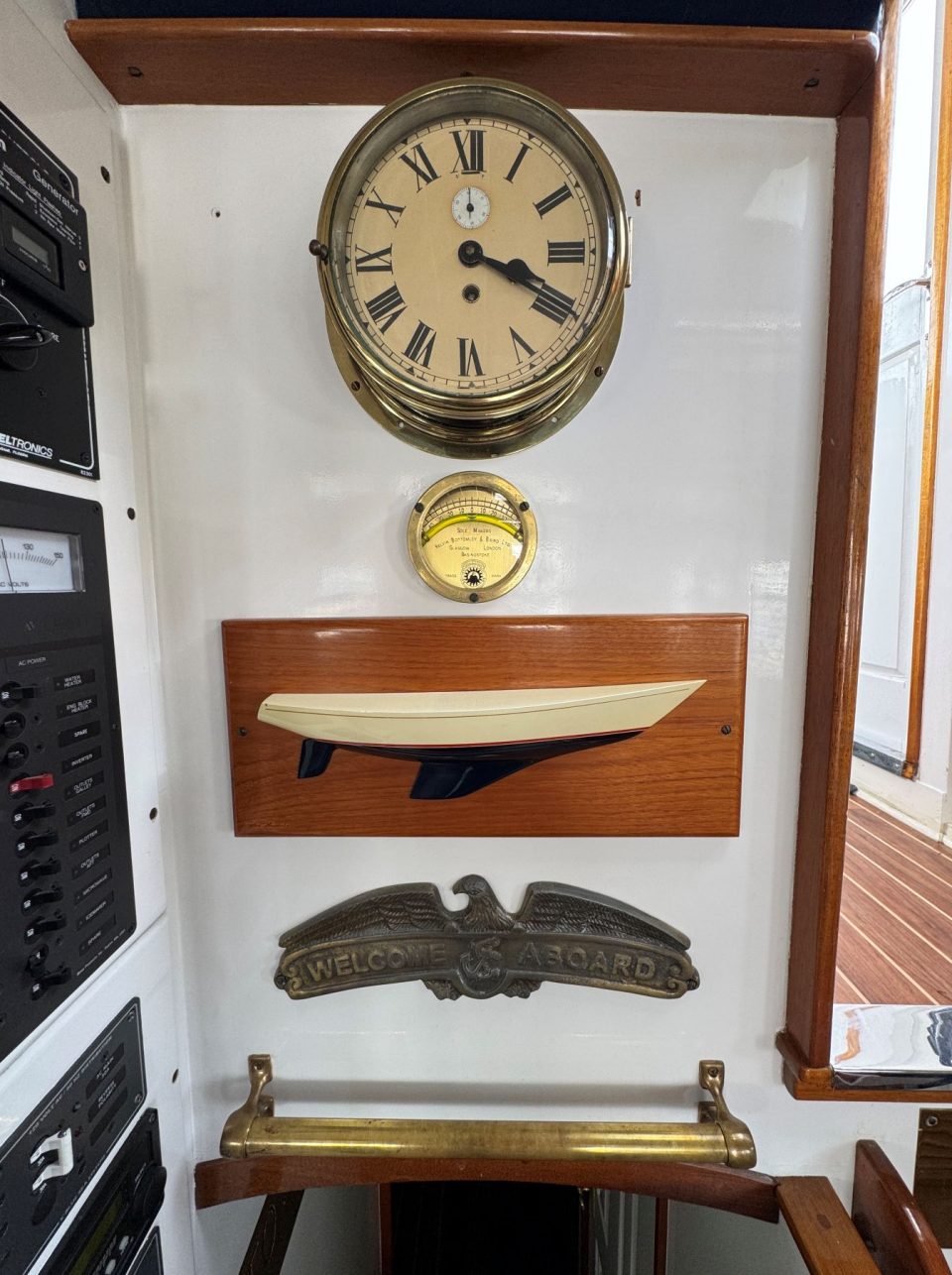 1967 Willard Pilothouse