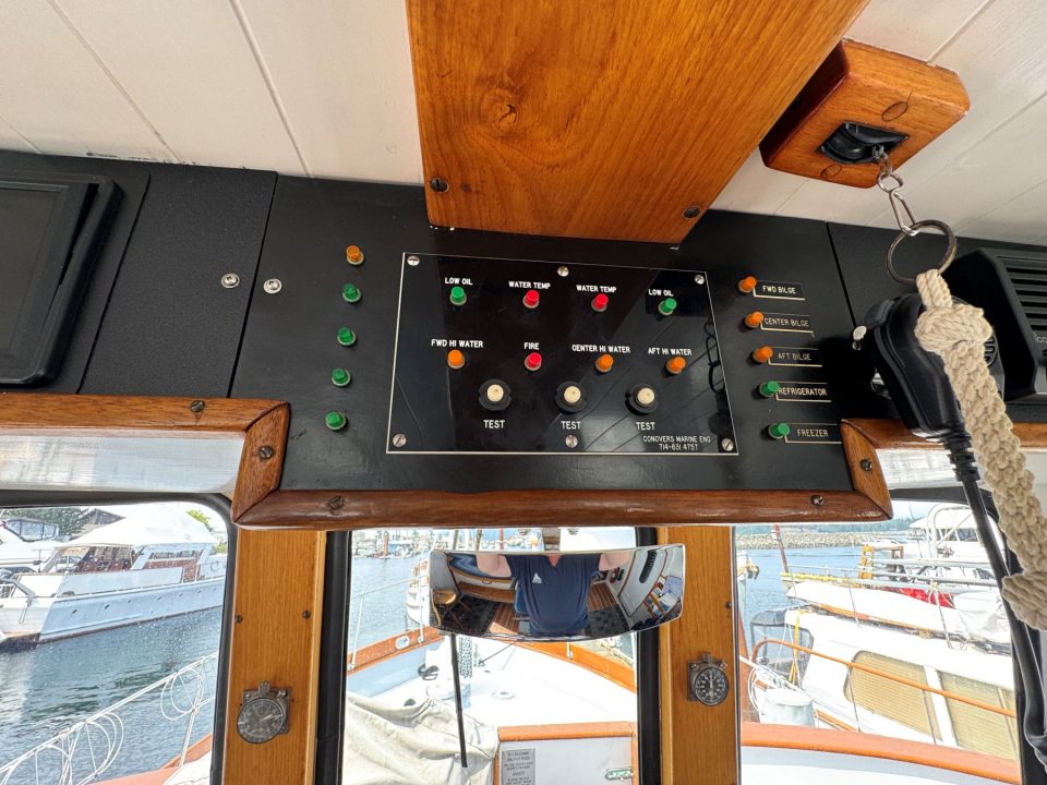 1967 Willard Pilothouse