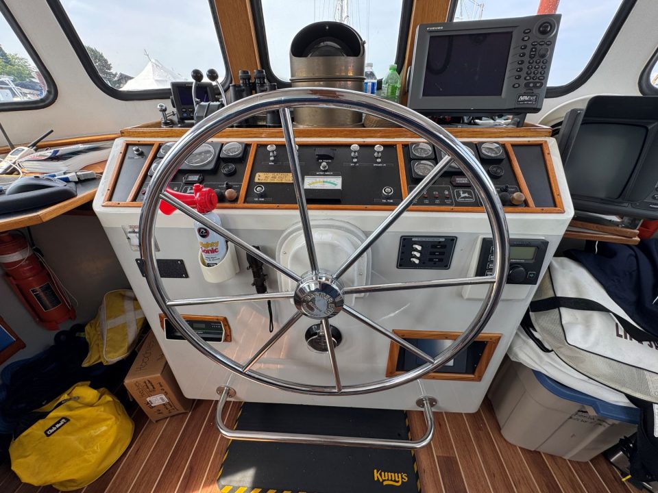 1967 Willard Pilothouse