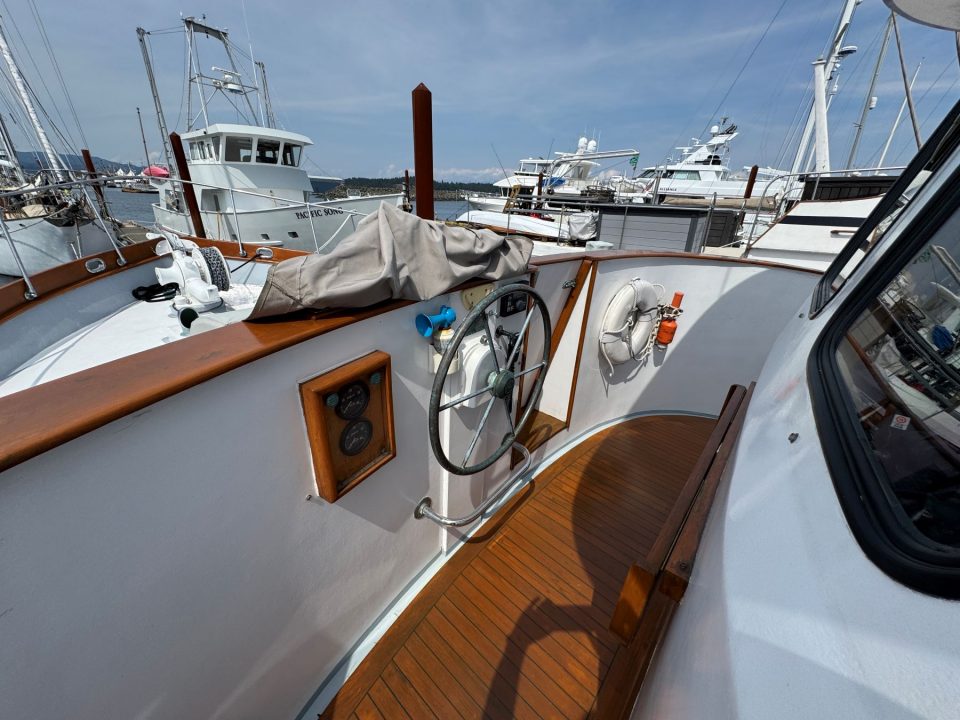 1967 Willard Pilothouse