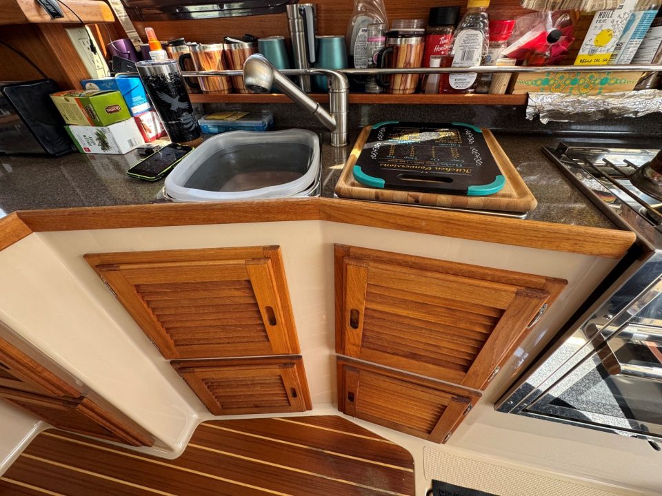 2019 Ranger Tugs R-31 CB