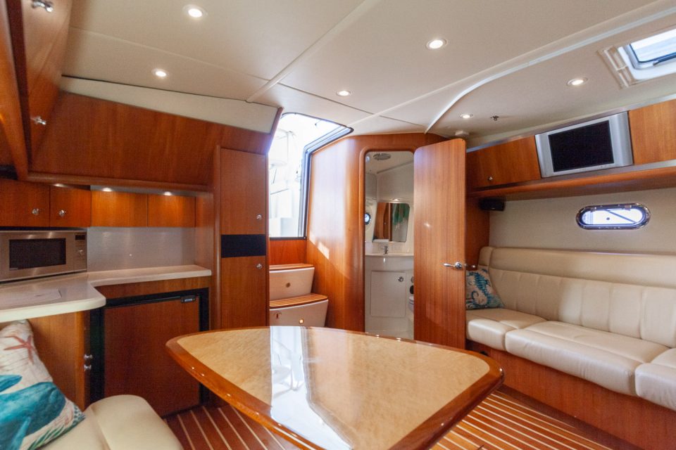 2005 Tiara 3600 Sovran