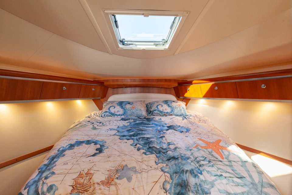 2005 Tiara 3600 Sovran