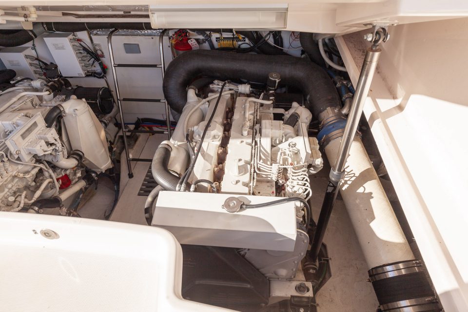 2005 Tiara 3600 Sovran