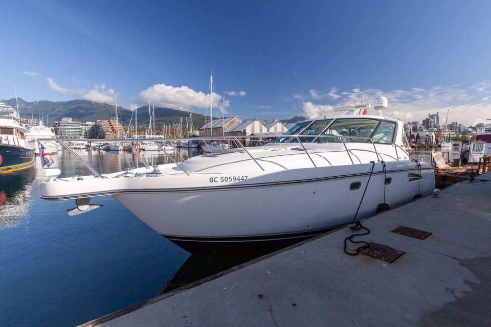 2005 Tiara 3600 Sovran
