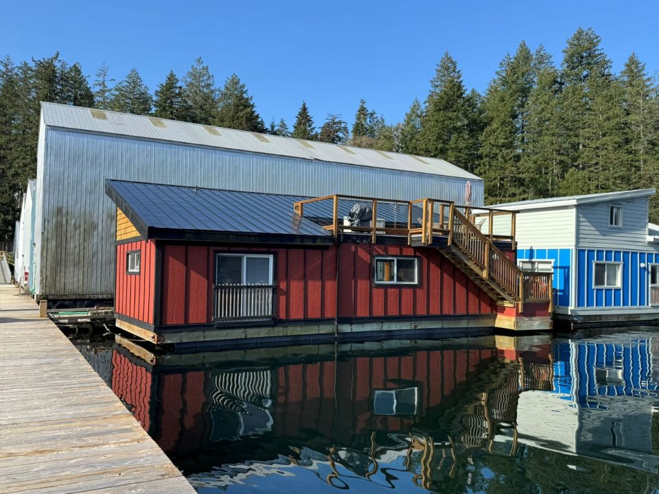 2020 Custom 1 Bedroom, 2 Bathroom Floathome