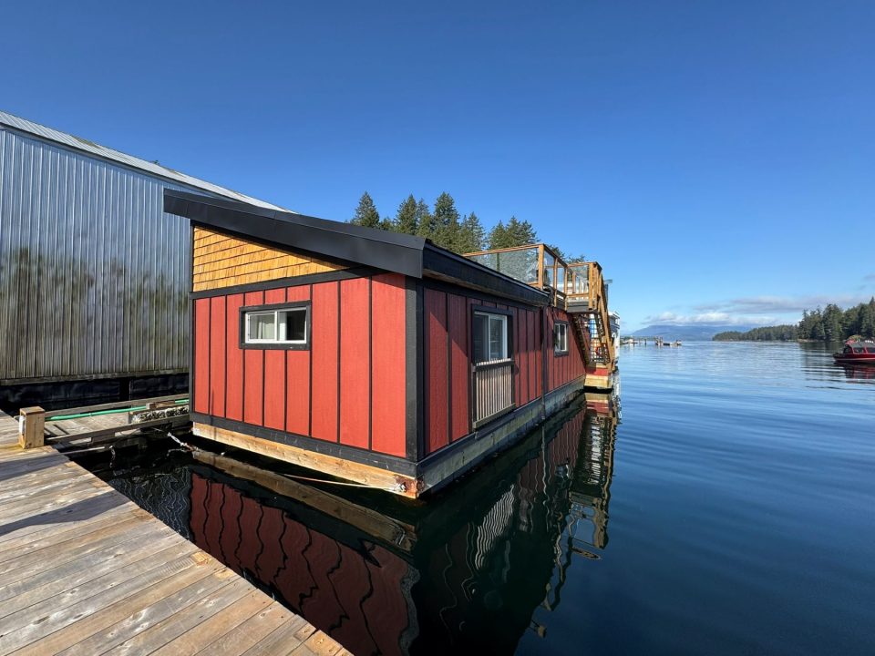 2020 Custom 1 Bedroom, 2 Bathroom Floathome