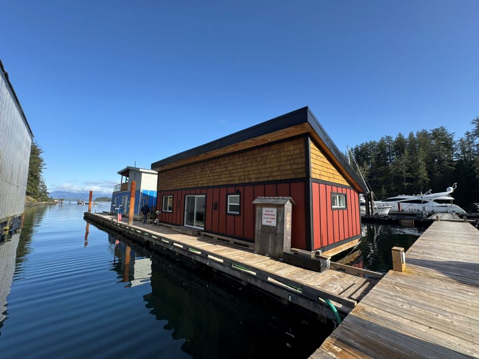 2020 Custom 1 Bedroom, 2 Bathroom Floathome