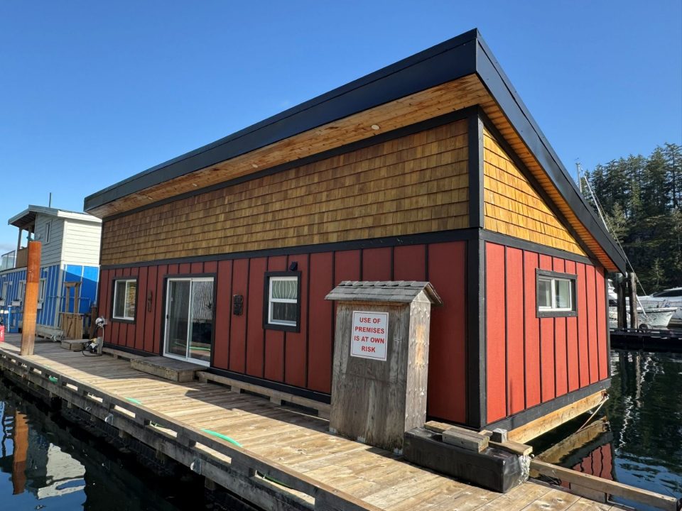 2020 Custom 1 Bedroom, 2 Bathroom Floathome