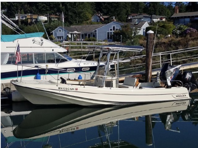 2011 Boston Whaler Outrage 22