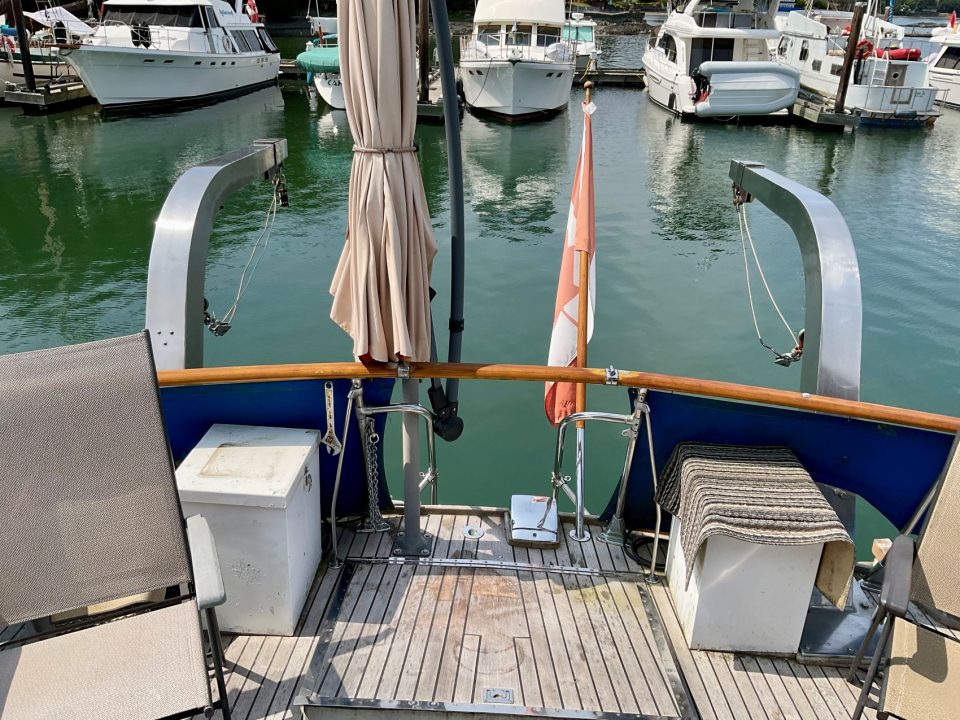 1967 Chris-Craft Constellation