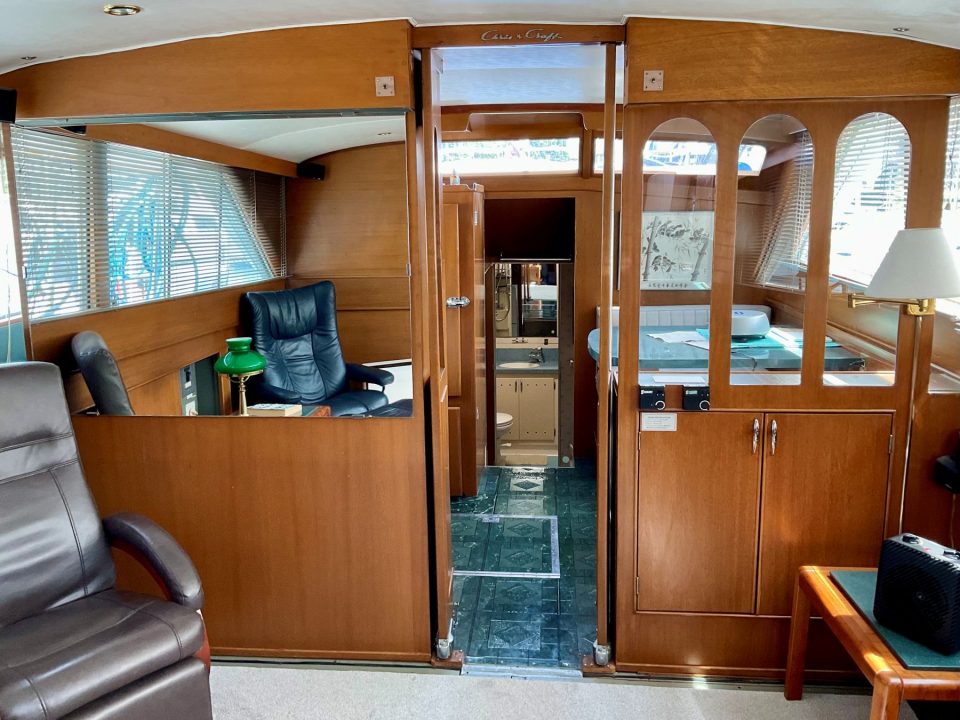 1967 Chris-Craft Constellation