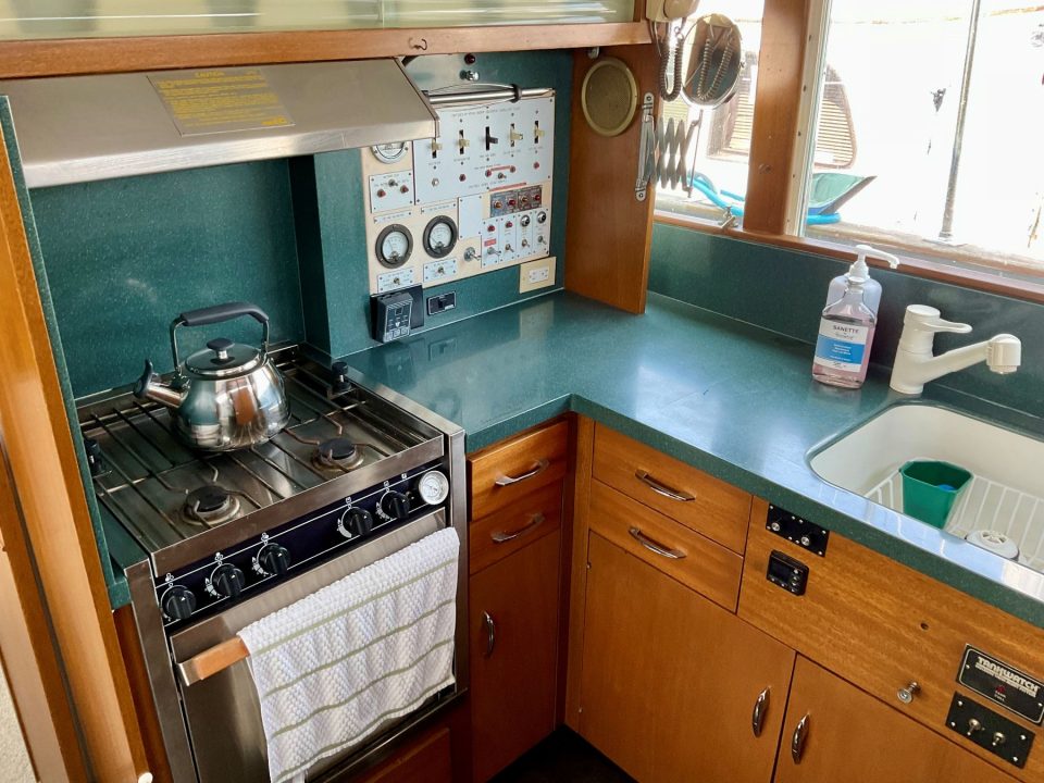 1967 Chris-Craft Constellation